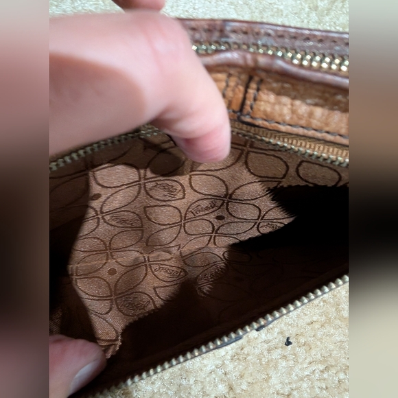 Fossil Brown Leather Zip Wallet with Keyhole Plaque - Picture 5 of 8